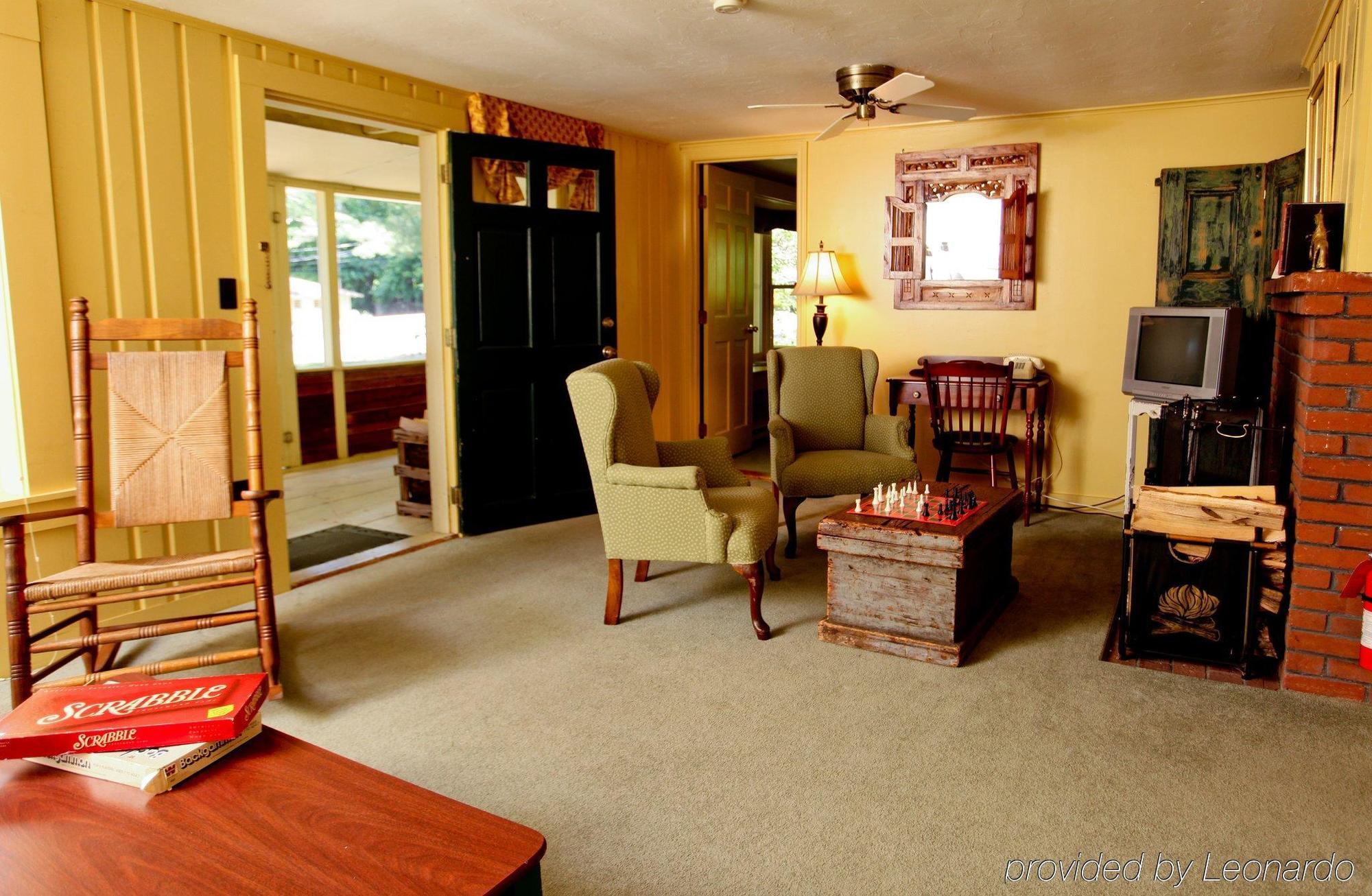 The Manor On Golden Pond Bed & Breakfast Holderness Oda fotoğraf