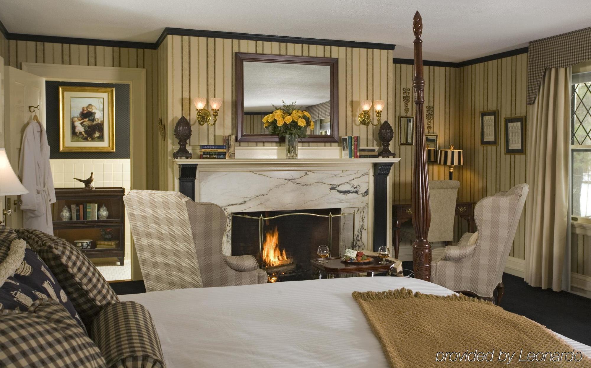 The Manor On Golden Pond Bed & Breakfast Holderness Oda fotoğraf