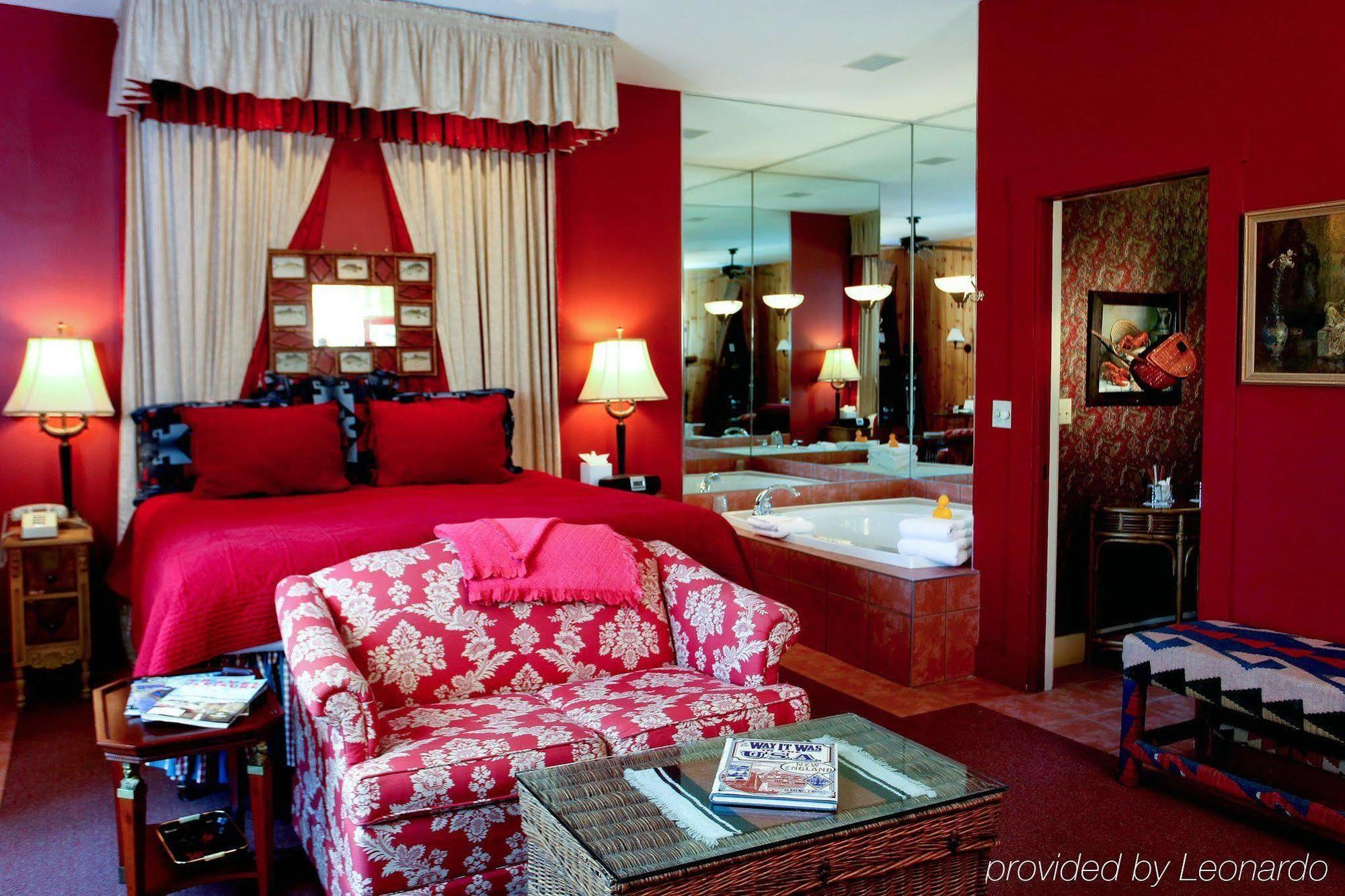 The Manor On Golden Pond Bed & Breakfast Holderness Dış mekan fotoğraf