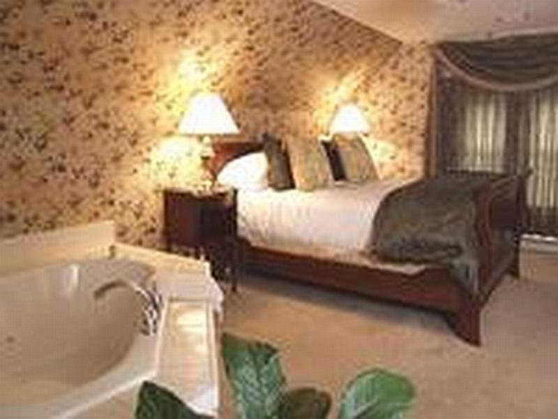 The Manor On Golden Pond Bed & Breakfast Holderness Dış mekan fotoğraf